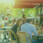 Cuando llegan más turistas, la diferencia está en cómo responde tu negocio - Afronta el verano de la mejor manera posible para tu negocio Cuando llegan más turistas, la diferencia está en cómo responde tu negocio